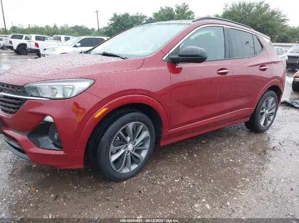 KL4MMDS21LB098437 2020 BUICK ENCORE GX - Image 2