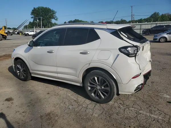 KL4MMDS21LB135017 2020 BUICK ENCORE - Image 2