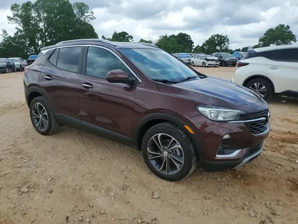 KL4MMDS21NB135568 2022 BUICK ENCORE - Image 2