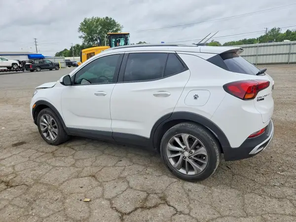 KL4MMDS22LB073157 2020 BUICK ENCORE - Image 2