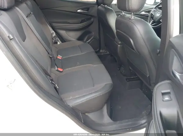 KL4MMDS22LB117481 2020 BUICK ENCORE GX - Image 8
