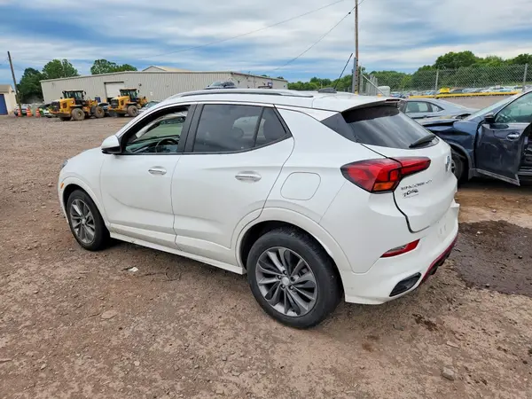 KL4MMDS22MB160378 2021 BUICK ENCORE - Image 2