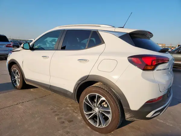 KL4MMDS22MB180551 2021 BUICK ENCORE GX - Image 2