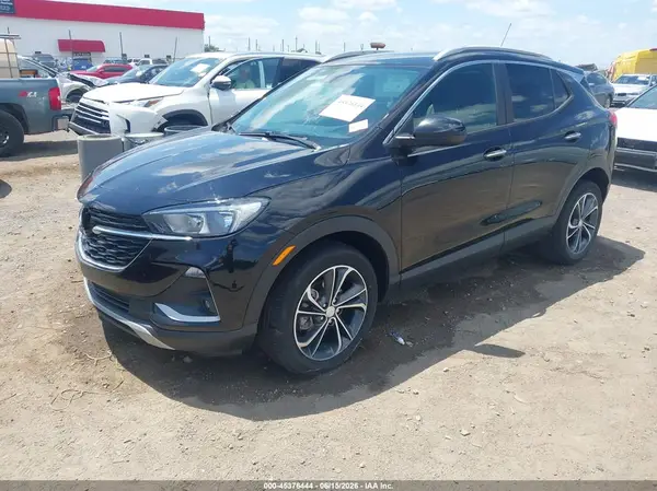 KL4MMDS22MB180565 2021 BUICK ENCORE GX - Image 2