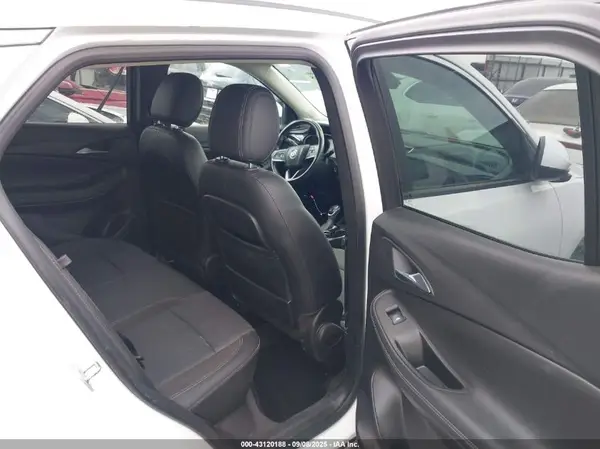 KL4MMDS22NB103440 2022 BUICK ENCORE GX - Image 8
