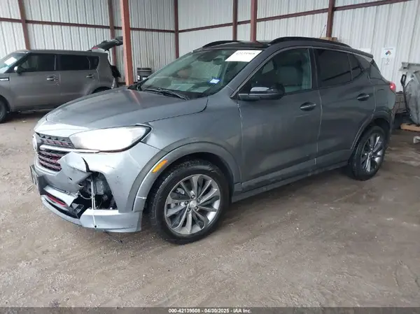 KL4MMDS23LB098388 2020 BUICK ENCORE GX - Image 2