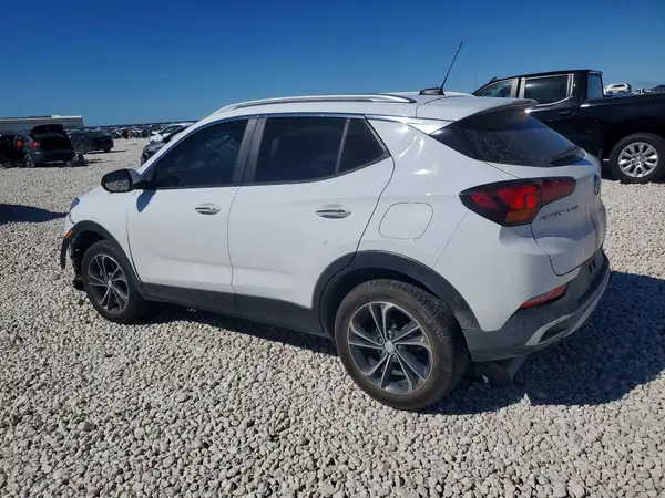 KL4MMDS23LB130434 2020 BUICK ENCORE - Image 2