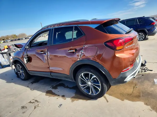 KL4MMDS23MB041898 2021 BUICK ENCORE GX - Image 2