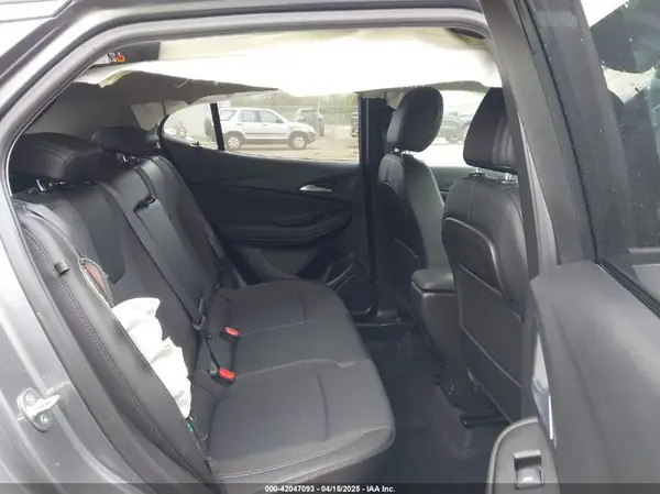 KL4MMDS23MB062685 2021 BUICK ENCORE GX - Image 8