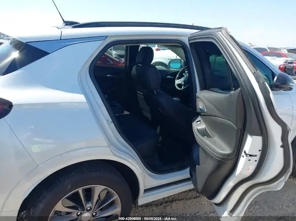 KL4MMDS23MB170871 2021 BUICK ENCORE GX - Image 8