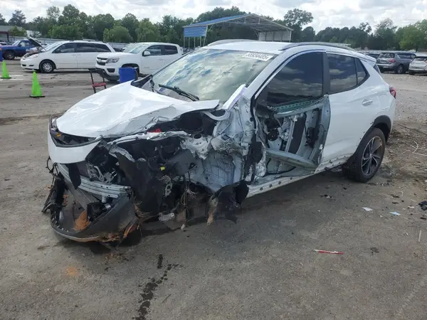 KL4MMDS23NB107951 2022 BUICK ENCORE - Image 1