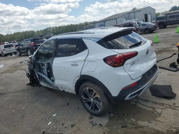 KL4MMDS23NB107951 2022 BUICK ENCORE - Image 2