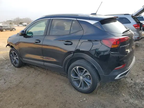 KL4MMDS23NB138326 2022 BUICK ENCORE - Image 2