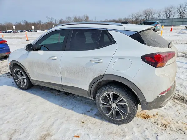 KL4MMDS23PB125305 2023 BUICK ENCORE GX - Image 2