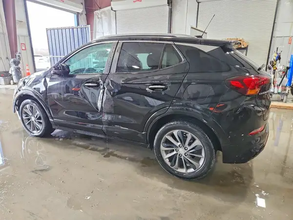 KL4MMDS24LB069028 2020 BUICK ENCORE - Image 2