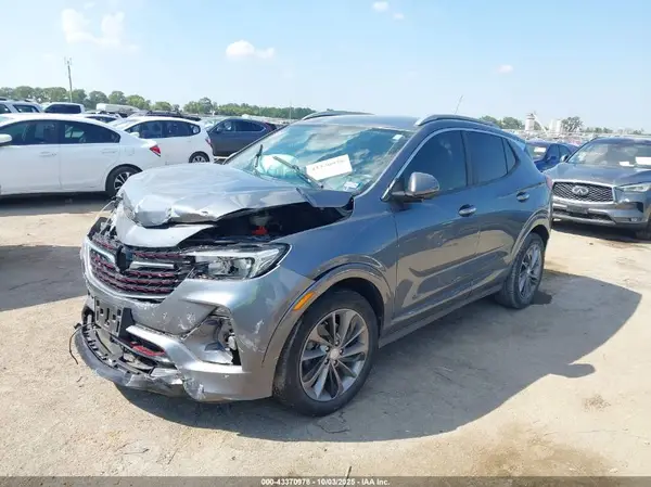 KL4MMDS24MB037374 2021 BUICK ENCORE GX - Image 2
