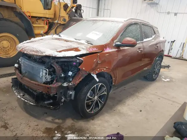 KL4MMDS24MB070729 2021 BUICK ENCORE GX - Image 2