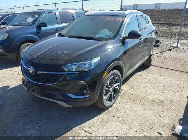 KL4MMDS24NB102256 2022 BUICK ENCORE GX - Image 2