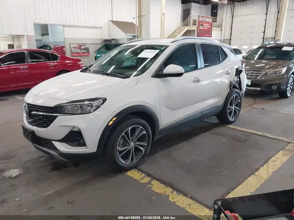 KL4MMDS24NB139436 2022 BUICK ENCORE GX - Image 2