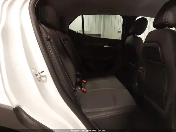 KL4MMDS25MB169883 2021 BUICK ENCORE GX - Image 8