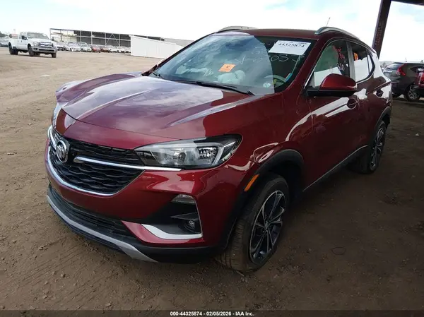 KL4MMDS25NB136903 2022 BUICK ENCORE GX - Image 2