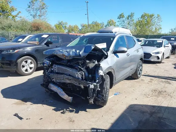 KL4MMDS25PB051689 2023 BUICK ENCORE GX - Image 2