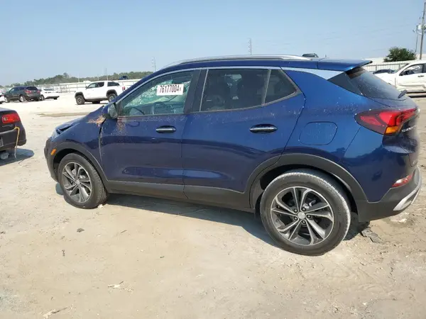 KL4MMDS25PB102589 2023 BUICK ENCORE - Image 2