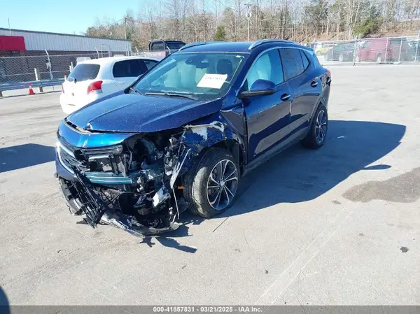 KL4MMDS26PB054181 2023 BUICK ENCORE GX - Image 2