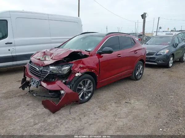 KL4MMDS27MB071339 2021 BUICK ENCORE GX - Image 2