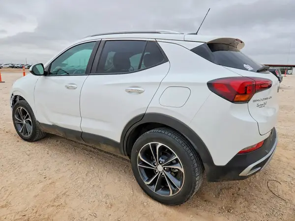 KL4MMDS27PB073354 2023 BUICK ENCORE - Image 2