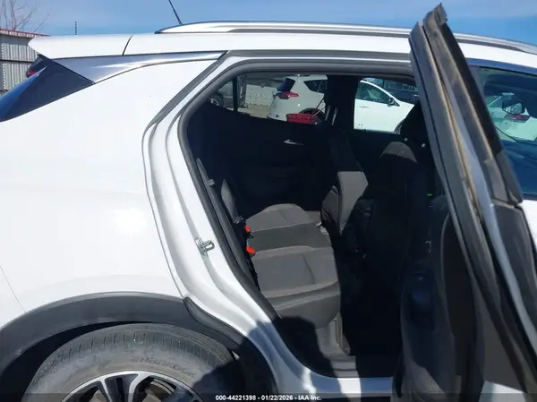KL4MMDS27PB152880 2023 BUICK ENCORE GX - Image 8