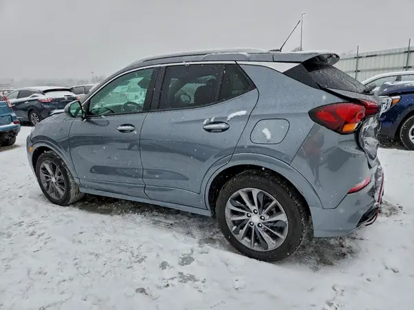 KL4MMDS28LB117839 2020 BUICK ENCORE GX - Image 2