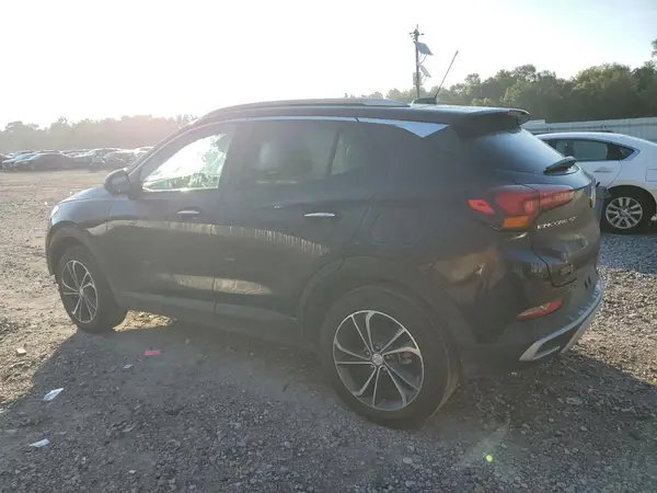 KL4MMDS28LB118960 2020 BUICK ENCORE GX - Image 2