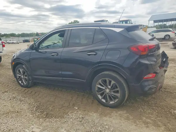 KL4MMDS28MB042142 2021 BUICK ENCORE - Image 2