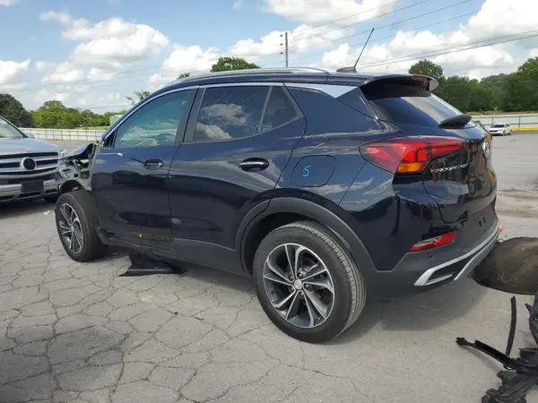 KL4MMDS28MB062228 2021 BUICK ENCORE - Image 2