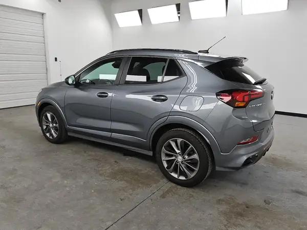 KL4MMDS28MB126784 2021 BUICK ENCORE GX - Image 2
