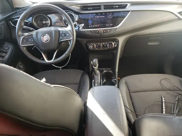 KL4MMDS28NB138399 2022 BUICK ENCORE - Image 8