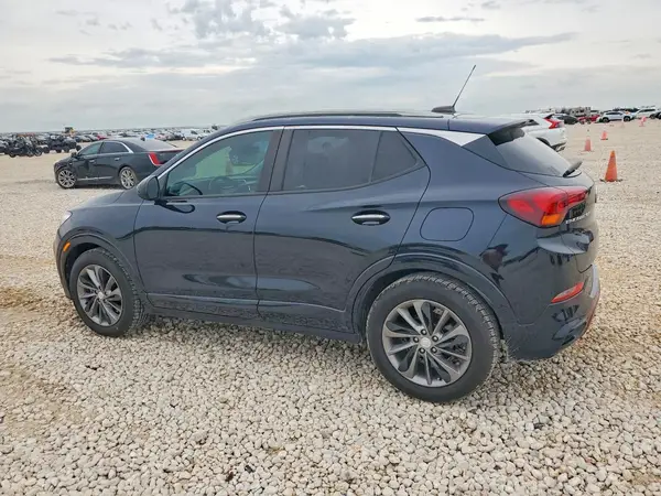 KL4MMDS29LB130745 2020 BUICK ENCORE - Image 2