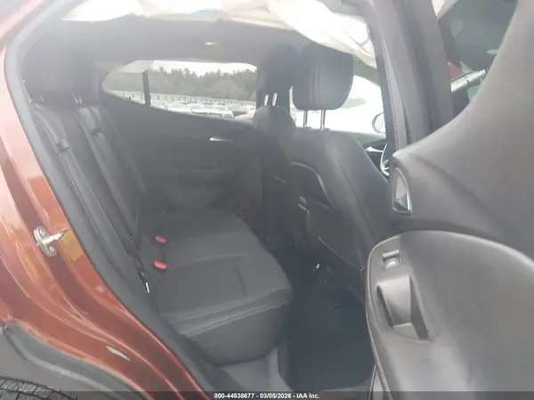 KL4MMDS29MB064442 2021 BUICK ENCORE GX - Image 8