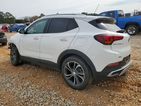 KL4MMDS29MB071195 2021 BUICK ENCORE - Image 2