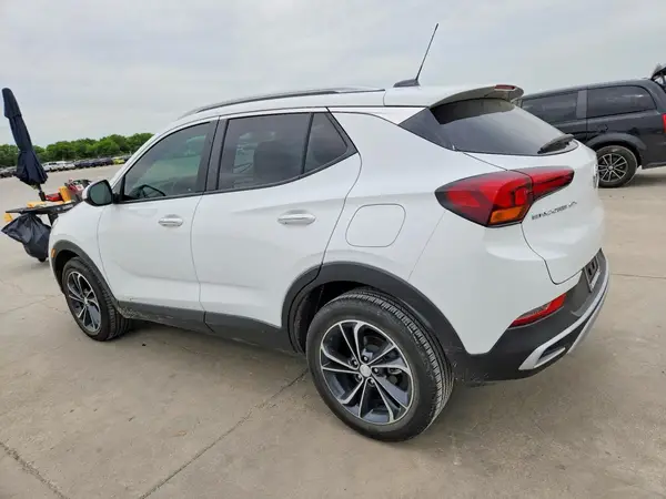 KL4MMDS29PB100540 2023 BUICK ENCORE - Image 2