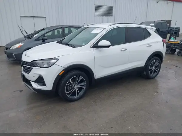 KL4MMDS2XLB116028 2020 BUICK ENCORE GX - Image 2