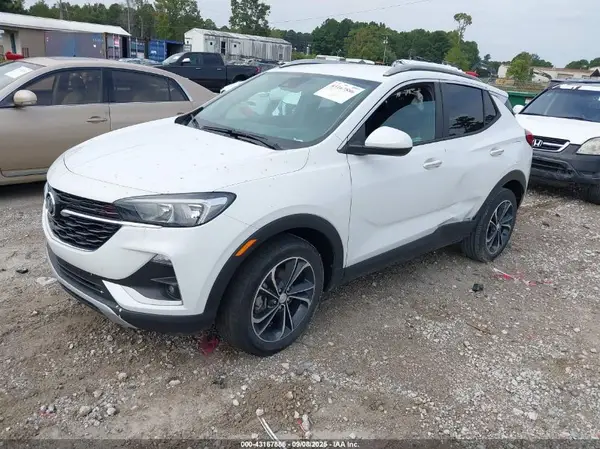 KL4MMDS2XMB064171 2021 BUICK ENCORE GX - Image 2