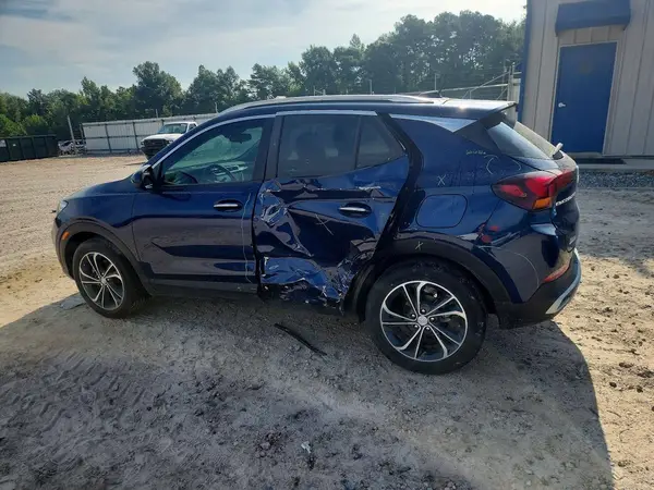 KL4MMDS2XPB057679 2023 BUICK ENCORE - Image 2