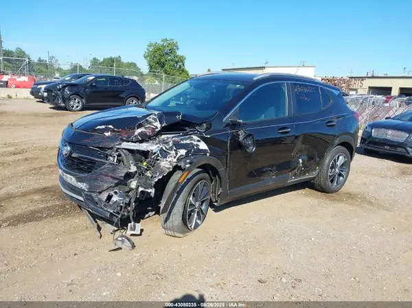 KL4MMDS2XPB099060 2023 BUICK ENCORE GX - Image 2