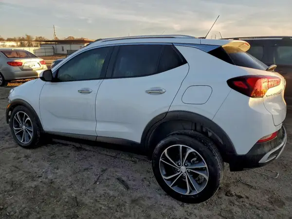 KL4MMDSL1LB105511 2020 BUICK ENCORE GX - Image 2