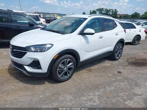 KL4MMDSL1LB106741 2020 BUICK ENCORE GX - Image 2