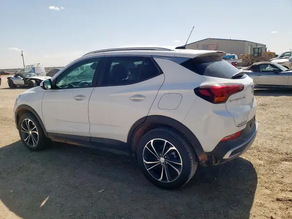 KL4MMDSL1MB179593 2021 BUICK ENCORE - Image 2