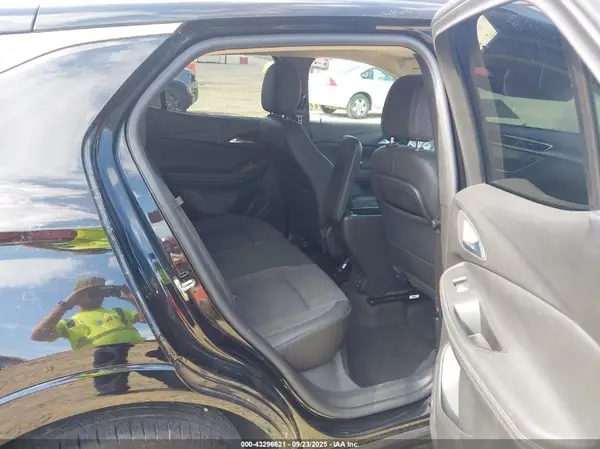 KL4MMDSL1NB140889 2022 BUICK ENCORE GX - Image 8