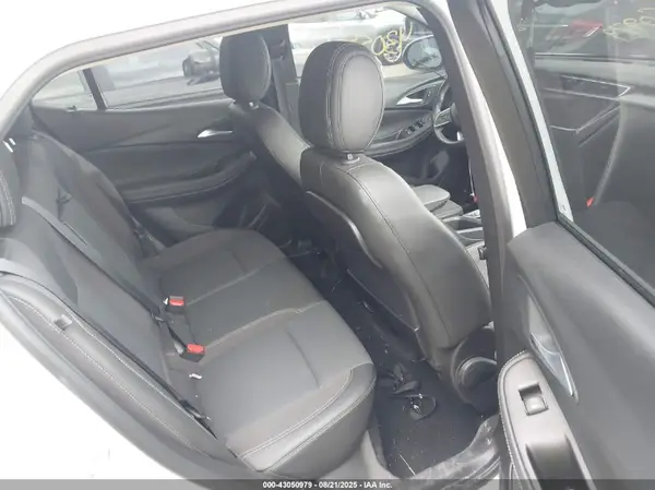 KL4MMDSL2LB105064 2020 BUICK ENCORE GX - Image 8